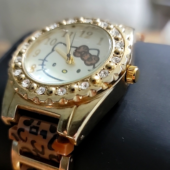 Hello Kitty Watch - Picture 3 of 4